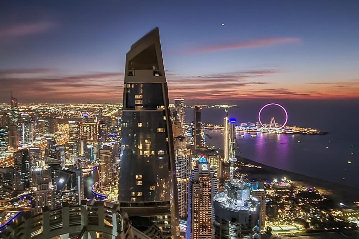 Frank Porter - Princess Tower Dubai Dış mekan fotoğraf